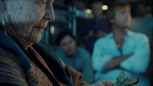 Still frame 94 from Titanic (1997) directed by James Cameron