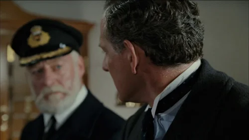 Still frame 124 from Titanic (1997) directed by James Cameron