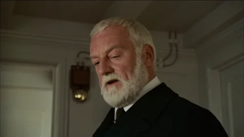 Still frame 127 from Titanic (1997) directed by James Cameron