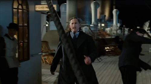 Still frame 128 from Titanic (1997) directed by James Cameron
