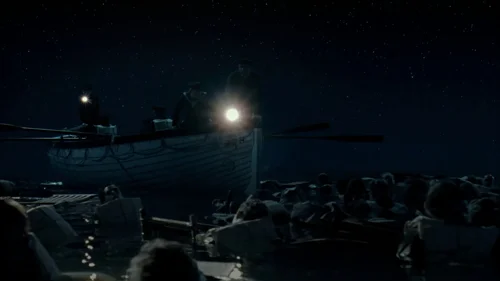 Still frame 200 from Titanic (1997) directed by James Cameron