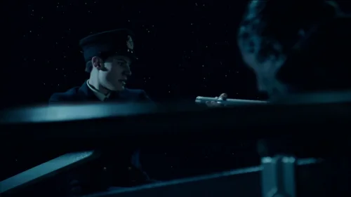 Still frame 210 from Titanic (1997) directed by James Cameron
