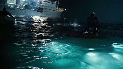 Still frame 216 from Titanic (1997) directed by James Cameron