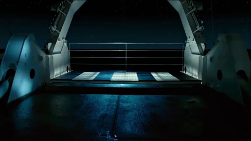 Still frame 217 from Titanic (1997) directed by James Cameron