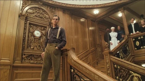 Still frame 220 from Titanic (1997) directed by James Cameron