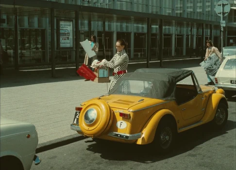 Still frame 94 from Traffic (1971) directed by Jacques Tati