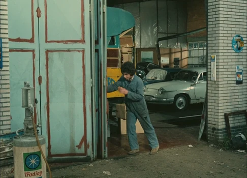 Still frame 109 from Traffic (1971) directed by Jacques Tati