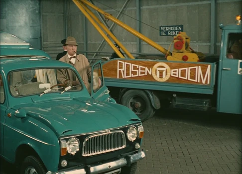 Still frame 159 from Traffic (1971) directed by Jacques Tati