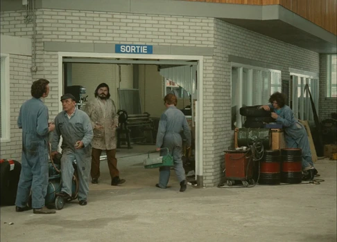 Still frame 16 from Traffic (1971) directed by Jacques Tati
