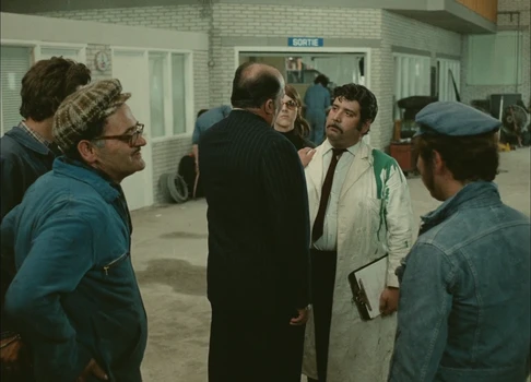 Still frame 17 from Traffic (1971) directed by Jacques Tati