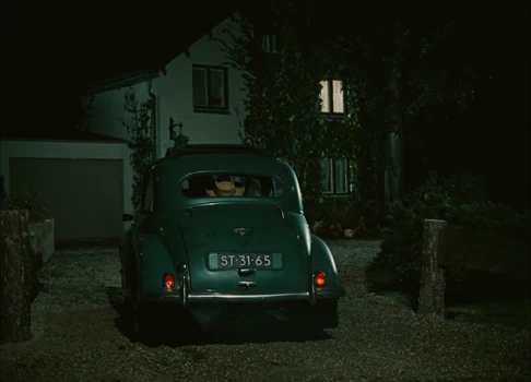 Still frame 212 from Traffic (1971) directed by Jacques Tati