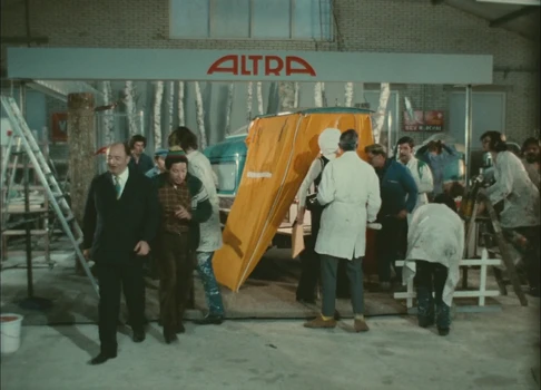Still frame 32 from Traffic (1971) directed by Jacques Tati