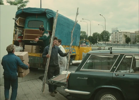 Still frame 33 from Traffic (1971) directed by Jacques Tati