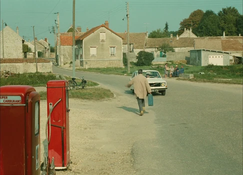 Still frame 67 from Traffic (1971) directed by Jacques Tati