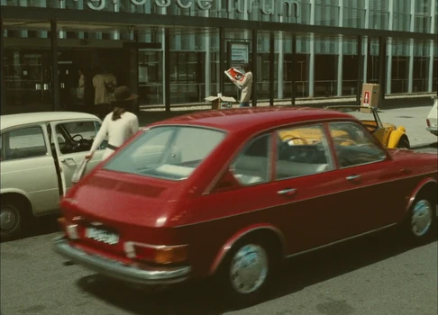 Still frame 91 from Traffic (1971) directed by Jacques Tati