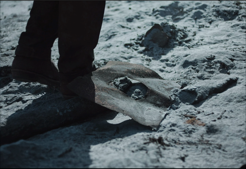 Still frame 139 from Train Dreams (2025) directed by Clint Bentley