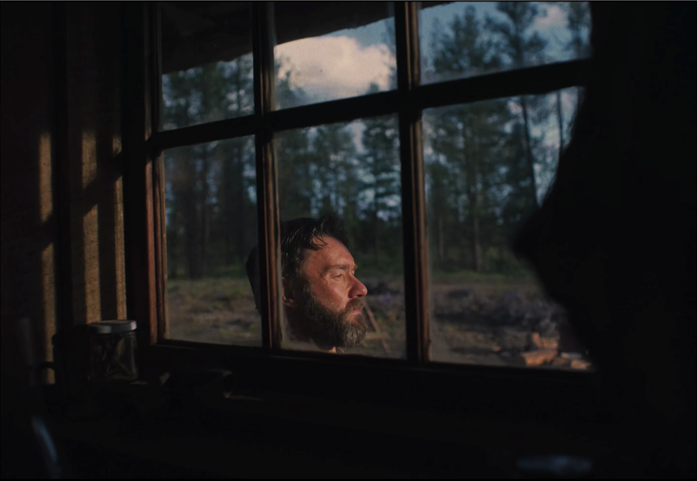 Still frame 177 from Train Dreams (2025) directed by Clint Bentley