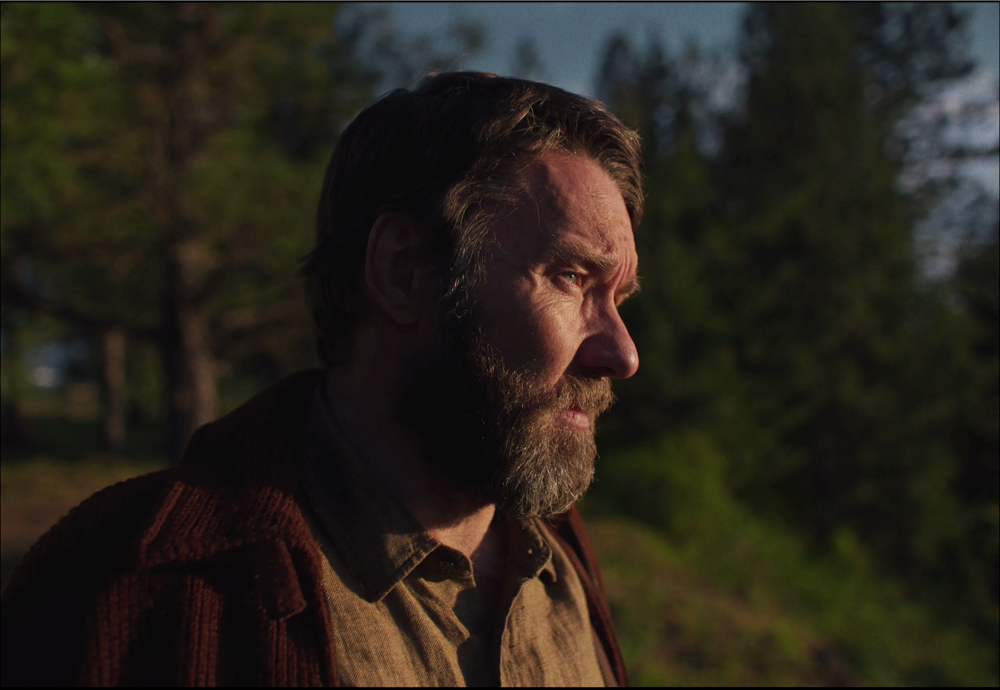 Still frame 239 from Train Dreams (2025) directed by Clint Bentley