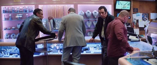 Still frame 64 from Uncut Gems (2019) directed by Benny Safdie, Josh Safdie
