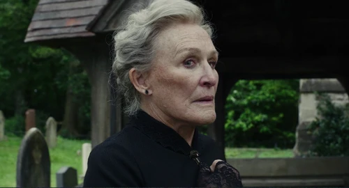 Still frame 156 from Wake Up Dead Man (2025) directed by Rian Johnson
