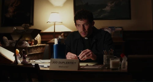 Still frame 169 from Wake Up Dead Man (2025) directed by Rian Johnson