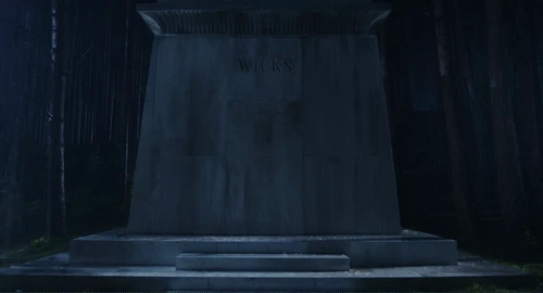 Still frame 256 from Wake Up Dead Man (2025) directed by Rian Johnson