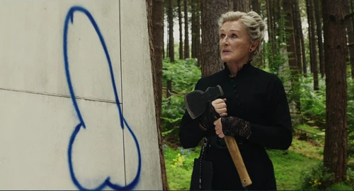 Still frame 27 from Wake Up Dead Man (2025) directed by Rian Johnson