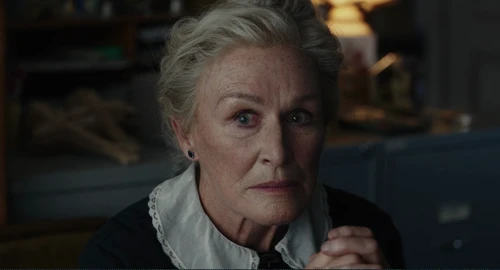 Still frame 344 from Wake Up Dead Man (2025) directed by Rian Johnson