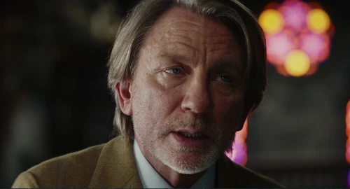 Still frame 346 from Wake Up Dead Man (2025) directed by Rian Johnson