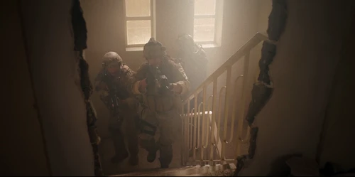 Still frame 137 from Warfare (2025) directed by Alex Garland, Ray Mendoza