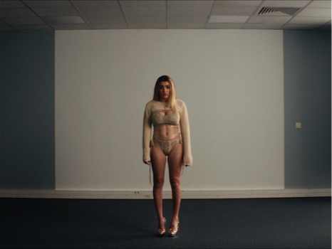 Still frame 33 from Wild Diamond (2024) directed by Agathe Riedinger