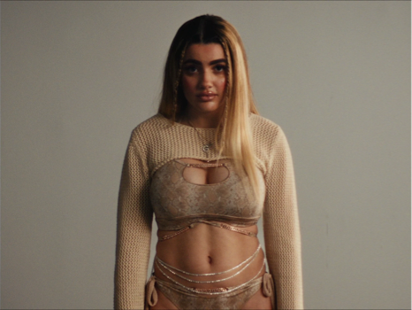 Still frame 36 from Wild Diamond (2024) directed by Agathe Riedinger