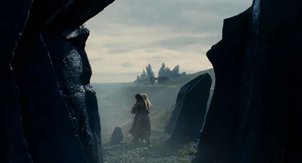 Still frame 5 from Wuthering Heights (2026) directed by Emerald Fennell