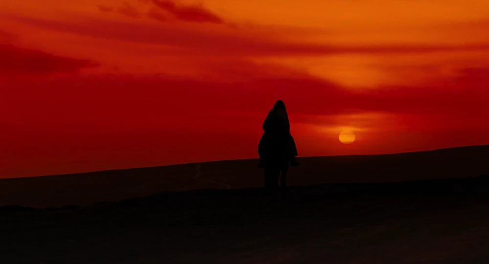 Still frame 107 from Wuthering Heights (2026) directed by Emerald Fennell