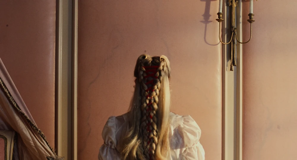 Still frame 128 from Wuthering Heights (2026) directed by Emerald Fennell