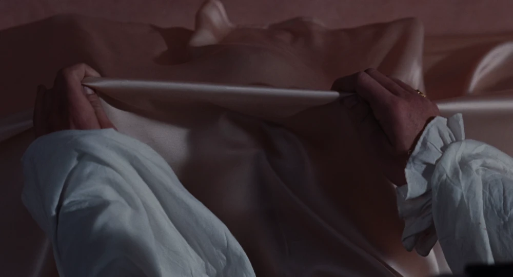 Still frame 293 from Wuthering Heights (2026) directed by Emerald Fennell