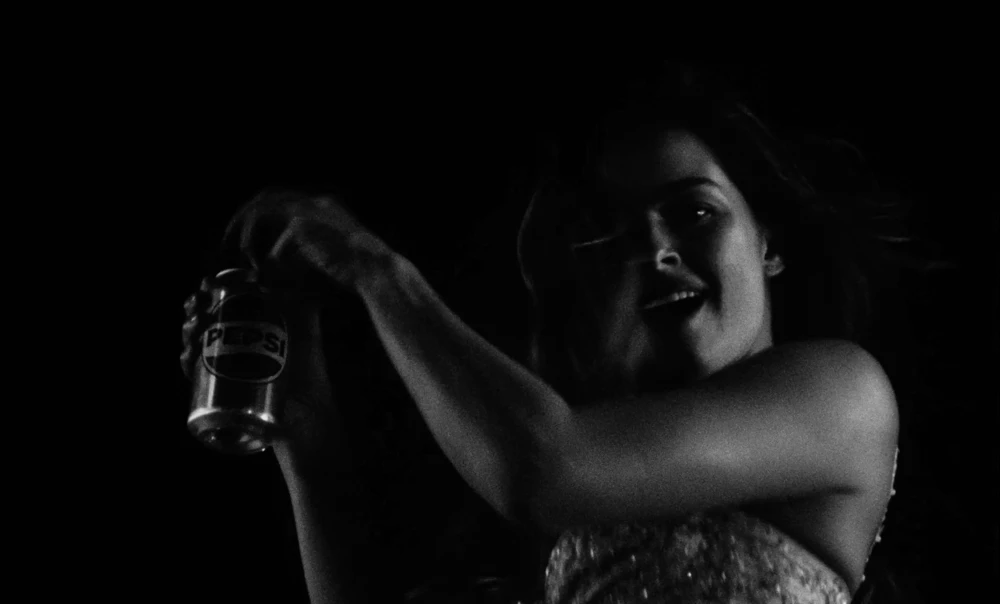 Addison Rae - Diet Pepsi