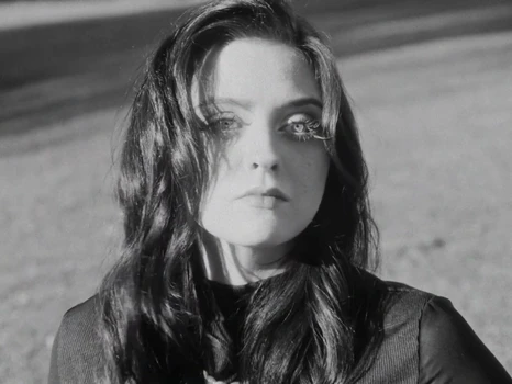 Still frame 6 from anastymoza - Vidnosnist (2025) directed by Anna Vasilyeva