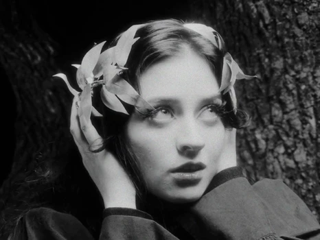 Still frame 52 from anastymoza - Vidnosnist (2025) directed by Anna Vasilyeva