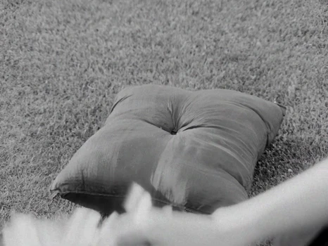 Still frame 11 from anastymoza - Vidnosnist (2025) directed by Anna Vasilyeva