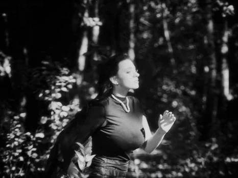 Still frame 15 from anastymoza - Vidnosnist (2025) directed by Anna Vasilyeva