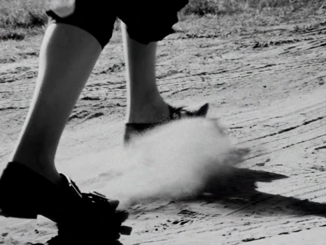 Still frame 24 from anastymoza - Vidnosnist (2025) directed by Anna Vasilyeva