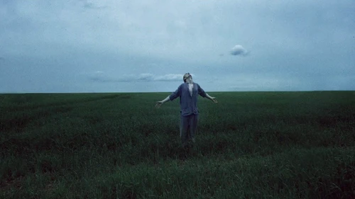 Still frame 10 from Apparat - Heroist (2019) directed by MATILDA FINN