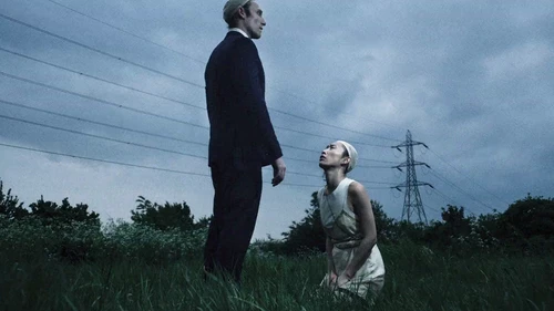 Still frame 31 from Apparat - Heroist (2019) directed by MATILDA FINN