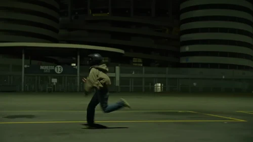 Still frame 30 from ARIETE - MARE DI GUAI (2023) directed by Enea Colombi