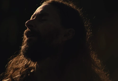 Still frame 84 from BAD OMENS - Left For Good (2025) directed by Nico & Noah