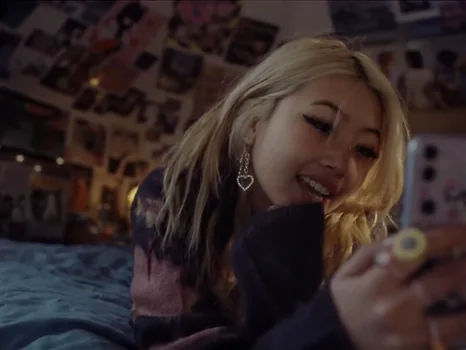 Still frame 15 from beabadoobee - Last Day On Earth (2021) directed by Arnaud Bresson