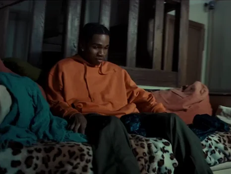Still frame 21 from beabadoobee - Last Day On Earth (2021) directed by Arnaud Bresson