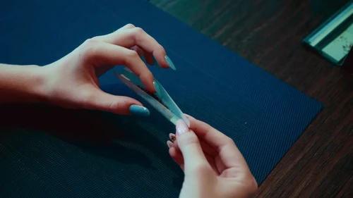 Still frame 20 from Blooms Corda - Slow motion (2024) directed by Mariana Rogovska
