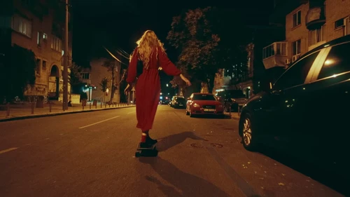 Still frame 33 from Blooms Corda - Slow motion (2024) directed by Mariana Rogovska
